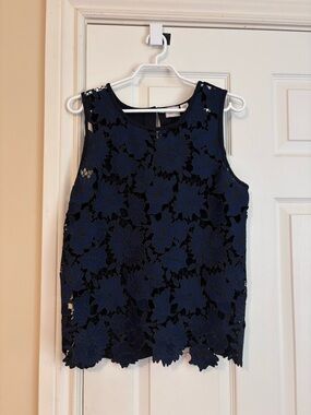 Anthropologie Sleeveless Navy Floral Lace Tank Top - Women